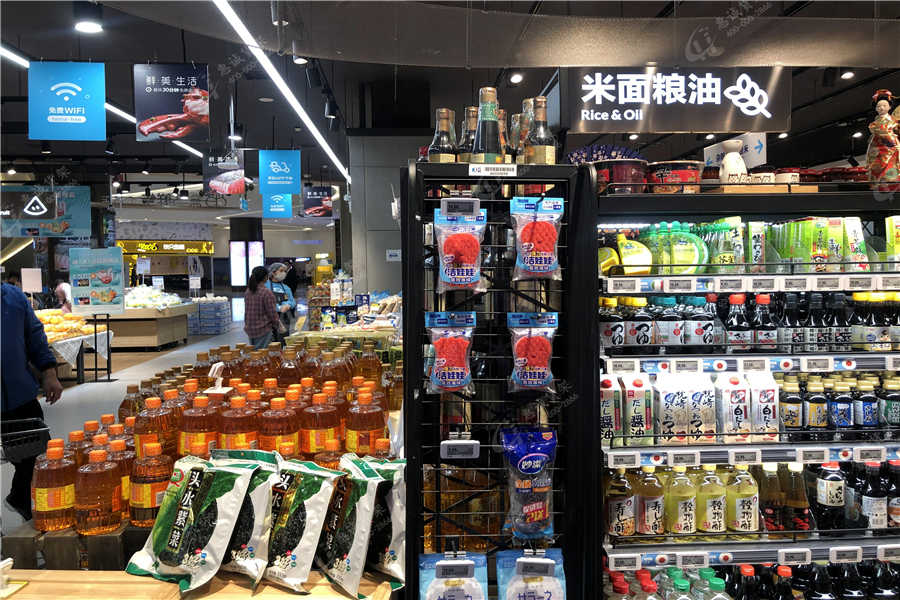 超市生鮮貨架擺放圖片